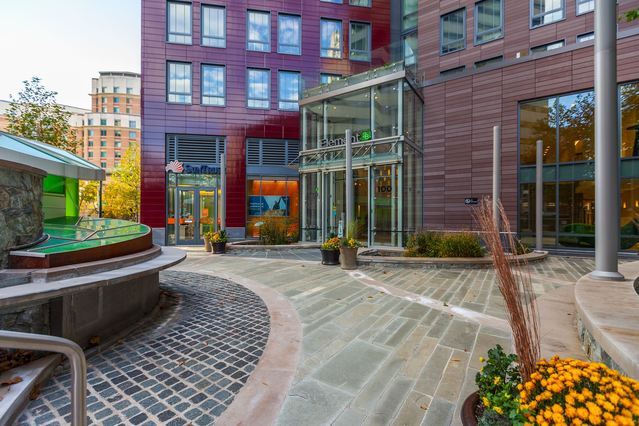 Bethesda Apartment Community, Element 28, Receives $34.25M Refinancing